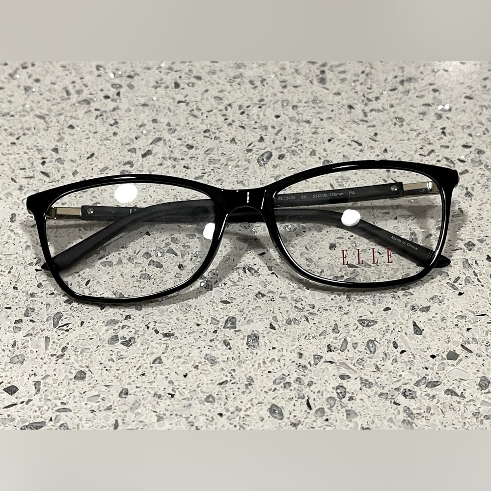NEW ELLE Woman’s Eyeglass Frame by Charmant in Black. Excellent Quality